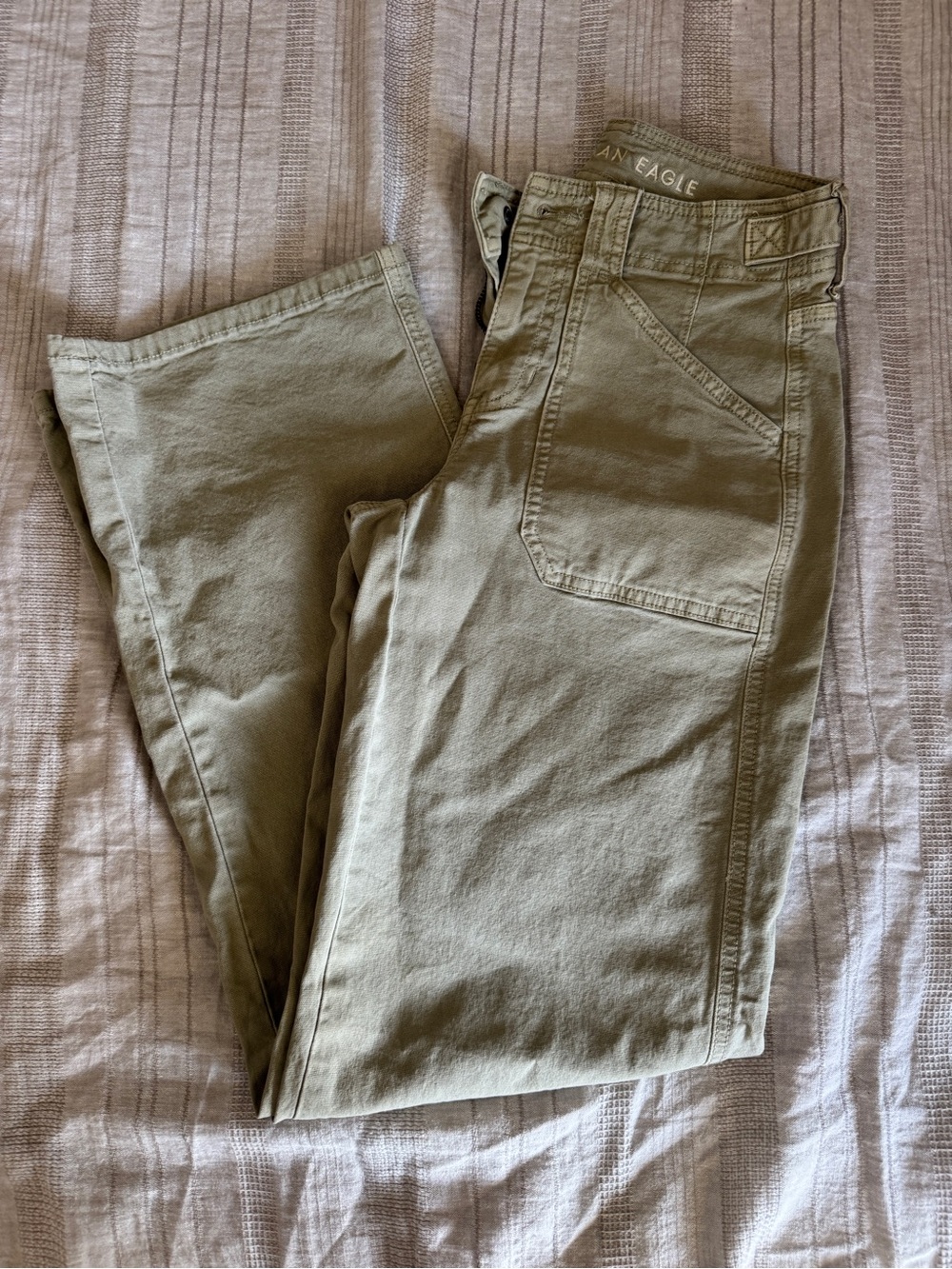 000 American Eagle Outfitters Olive Green wide leg pants